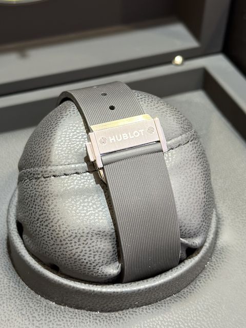 Hublot Classic Fusion 542.NX.2611.LR Image 3